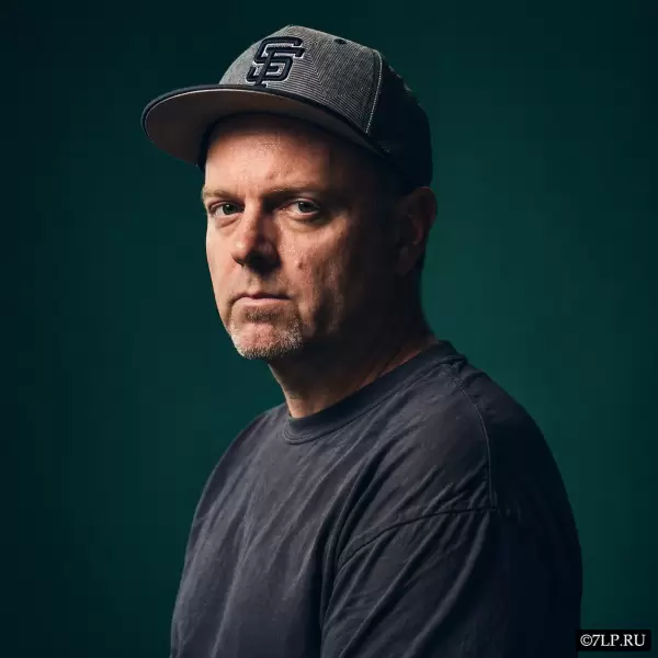 DJ Shadow назвал Kraftwerk &laquo;краеугольным камнем&raquo; своей карьеры